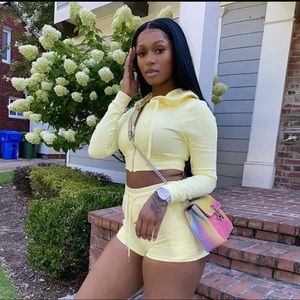 Charming 2 - piece set🤍